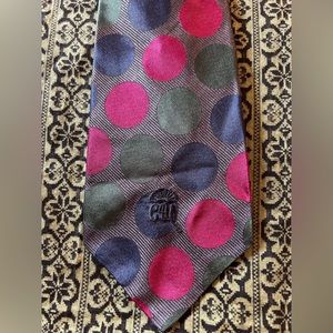 COUNTESS MARA Nice Bold Polka Dot Print tie. No stains or tears.